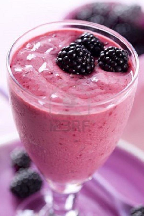 In addition to the delicious taste of blackberry smoothies, they are good brain food for students before big tests because blackberries contain antioxidants that help students remember information and boost overall cognition skills.