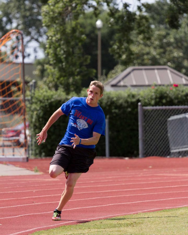 SRJC runner Kyle Vannetti practices for the Conference Finals April 23. He will be competing in the 200 meter and 4x100.