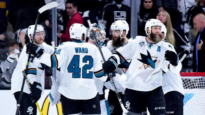 Sharks Playoff Report: Pavelski scores two as Sharks beat Kings 4-3 in game 1