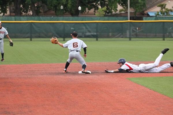 Santa Rosa forces decisive Game 3 after 8-0 win