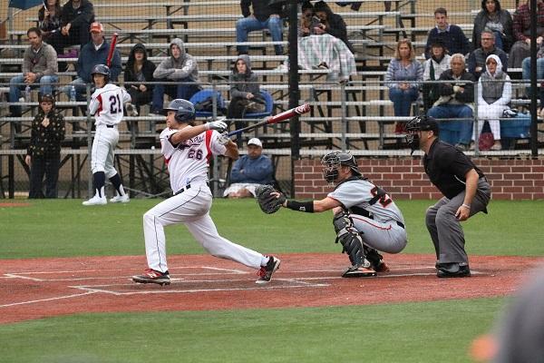 Santa Rosa sweeps doubleheader, advances to Super Regionals