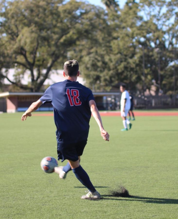 Santa Rosa Junior College freshman defender Logan Zimmer stops at midfield and kicks the ball to an open teammate in the Bear Cubs 1-0 win against Folsom Lake on Oct. 3 in Santa Rosa. Zimmer scored the teams lone goal off a direct free kick.