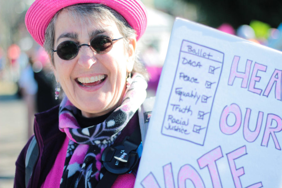 Towards the end of the protest, many people took pictures with their friends and family. As one woman left the Women's March, she waved to her colleagues that were also protesting.