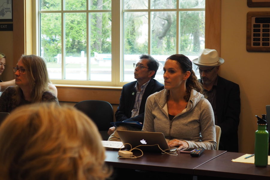 President Frank Chong attends the Academic Senate Meeting as members prepare to vote on a resolution of no confidence about Chong and the administration. The vote will be presented to the board of trustees on April 10.  Photo by Abraham Fuentes.