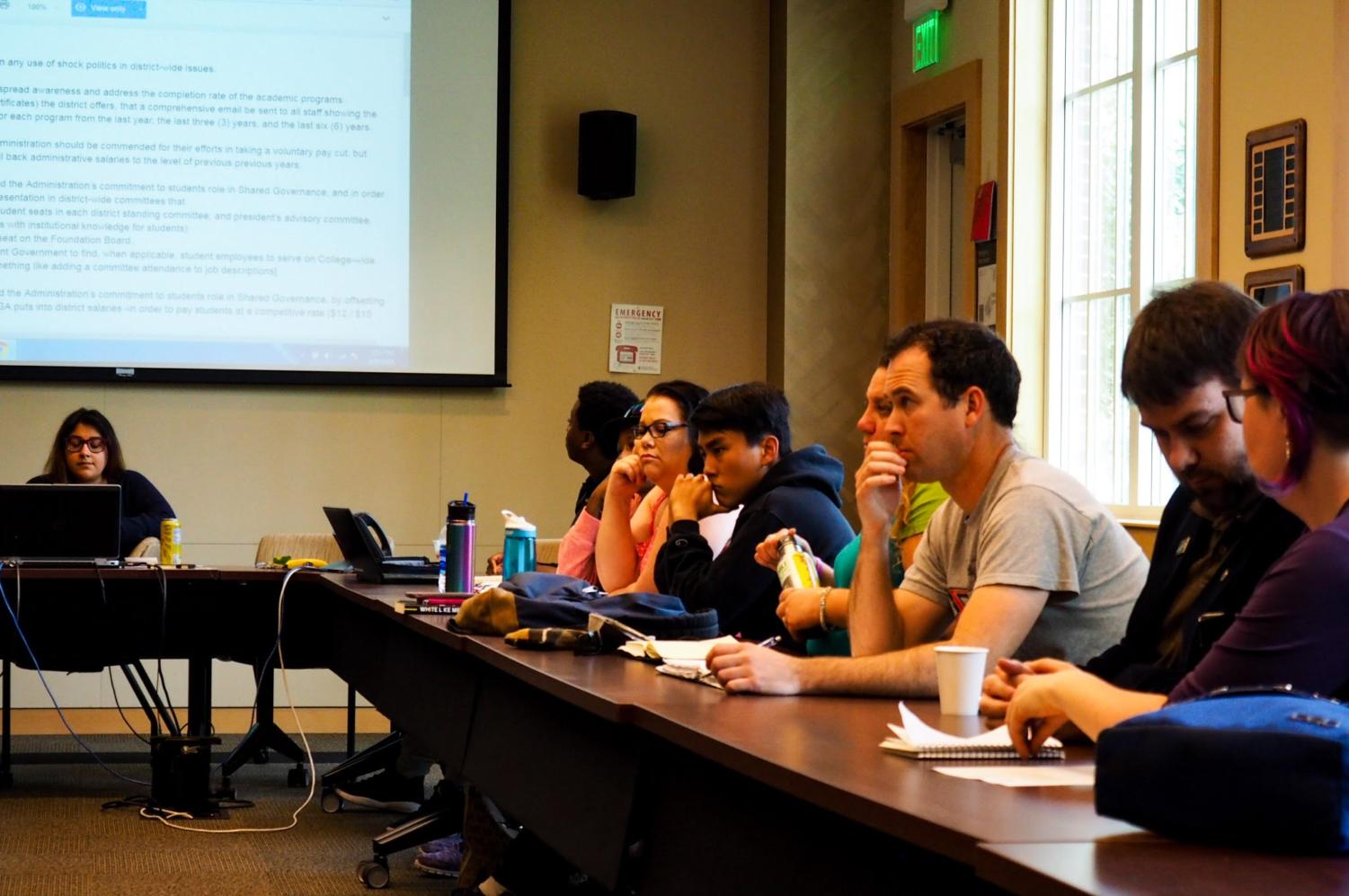 President Evelyn Navarro and her administration are preparing a resolution that would express no-confidence for the Santa Rosa Junior College administration and ask the Board of Trustees to institute policies checking senior management.