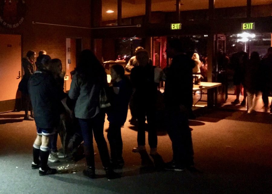 Students congregated in Haehl Pavilion during the blackout. 