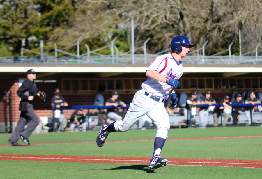 Outfielder+Tayler+Cullen+sprinted+to+first+base+In+the+second+inning+of+SRJCs+8-5+victory+over+College+of+Marin.+