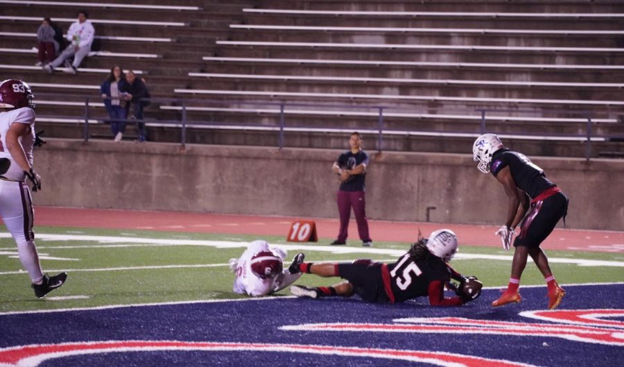 Devonte Manning (15) catches his first receiving touchdown of the season to give the Bear Cubs their first lead of the game 21-14 on Nov. 13 at Bailey Field.