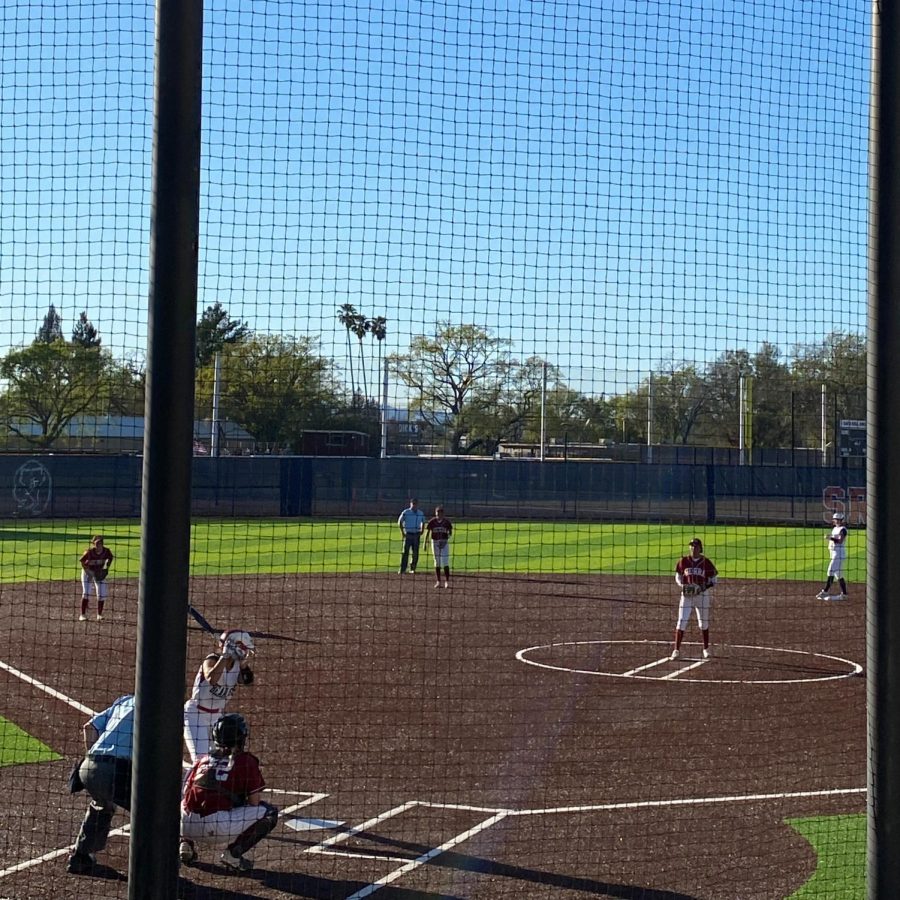 SRJC+softball+beat+Sierra+College+7-6+in+a+walk-off+RBI+win.