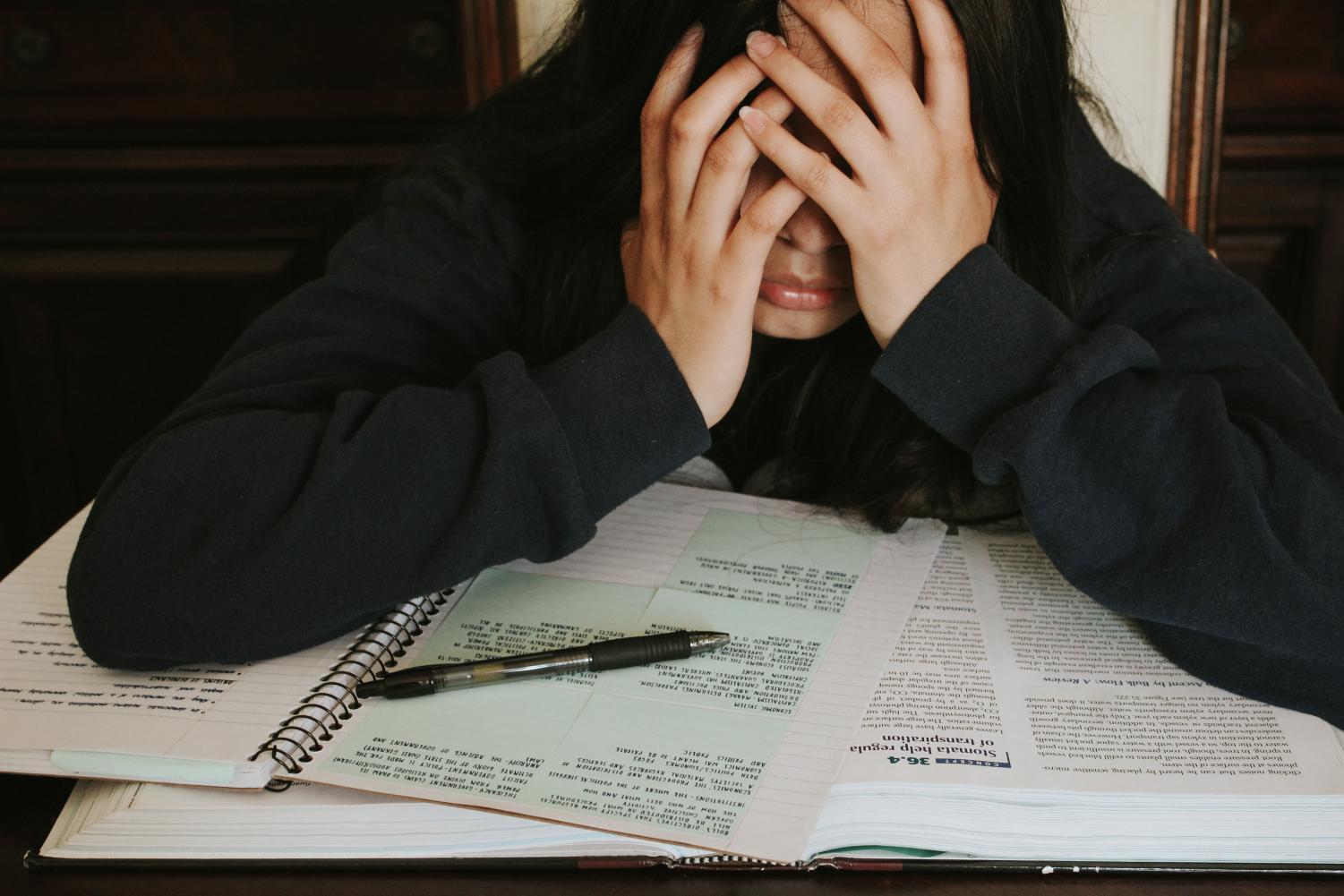 Stress from assignments and exams can lead to burnout. Try implementing new study tips into your routine, and make a difference in your school performance.