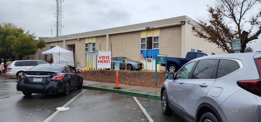 Cars are lined up to drop off their ballot off of Fiscal Dr. on Nov. 8, 2022 in Santa Rosa 