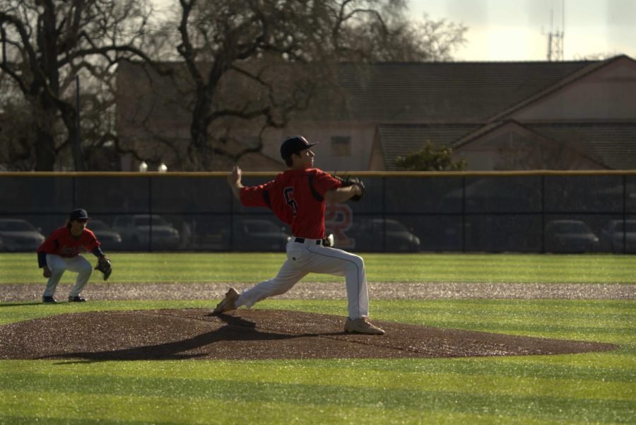 2: SRJC Bear Cubs pitcher Evan Johnson launches a pitch in the second inning.