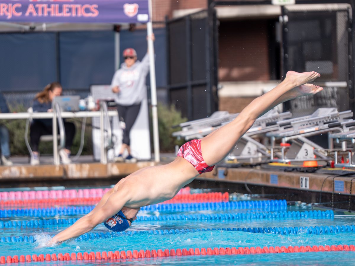 0130SwimDiveIntersquad-11