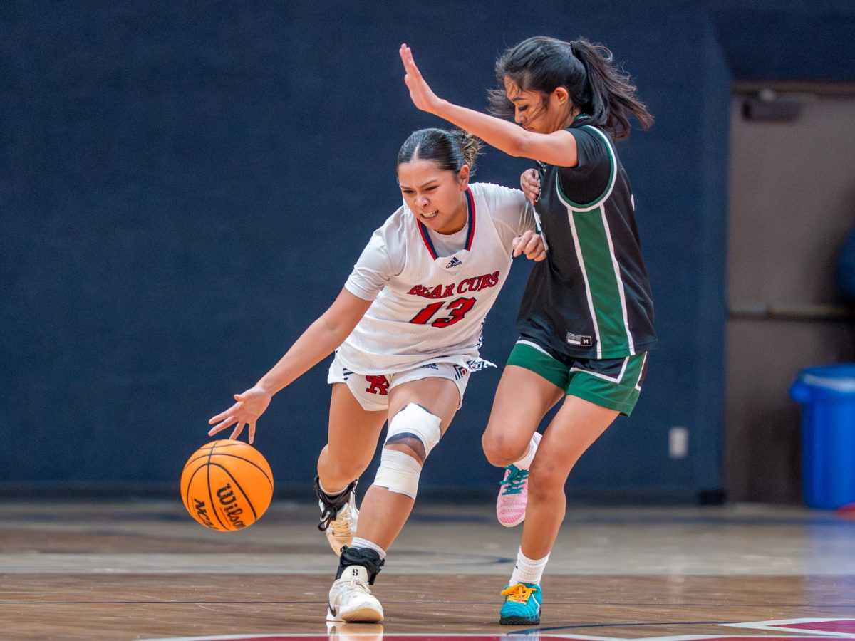 Freshman guard Anabel Arcilla takes possession and pushes past Diablo defense during the game on Friday, Jan. 30 at home.