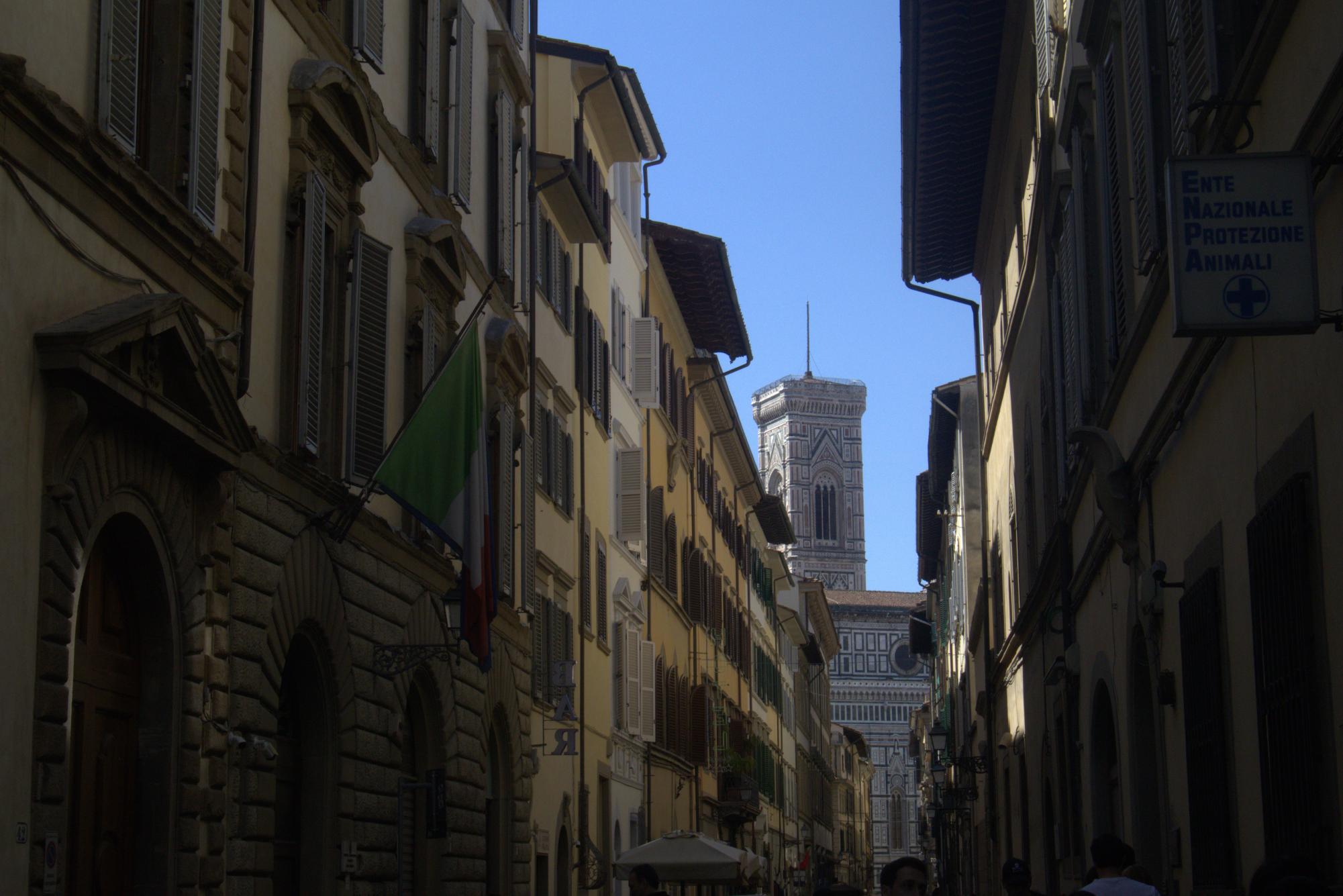 Florence Duomo, the center of the city's cultural life. 